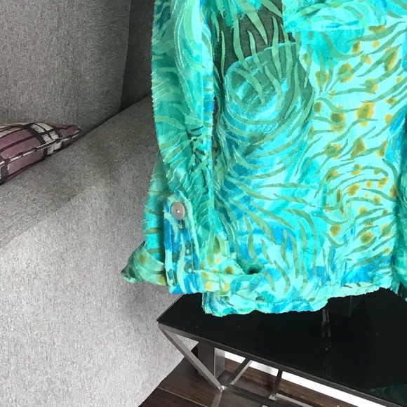 Women’s RUBY RD 10 Petite Green Long Sleeve Shirt - Picture 3 of 7